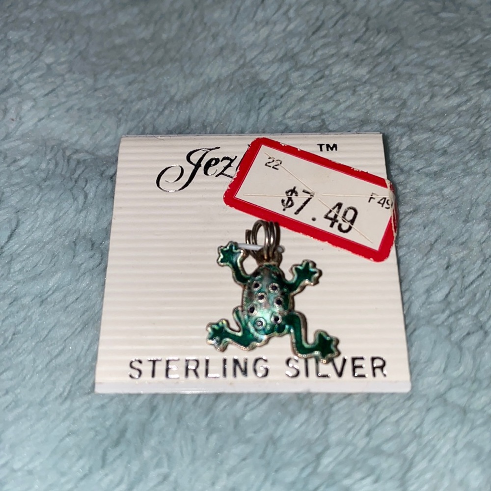 frog charm